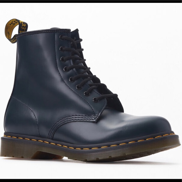 dr martens air wear
